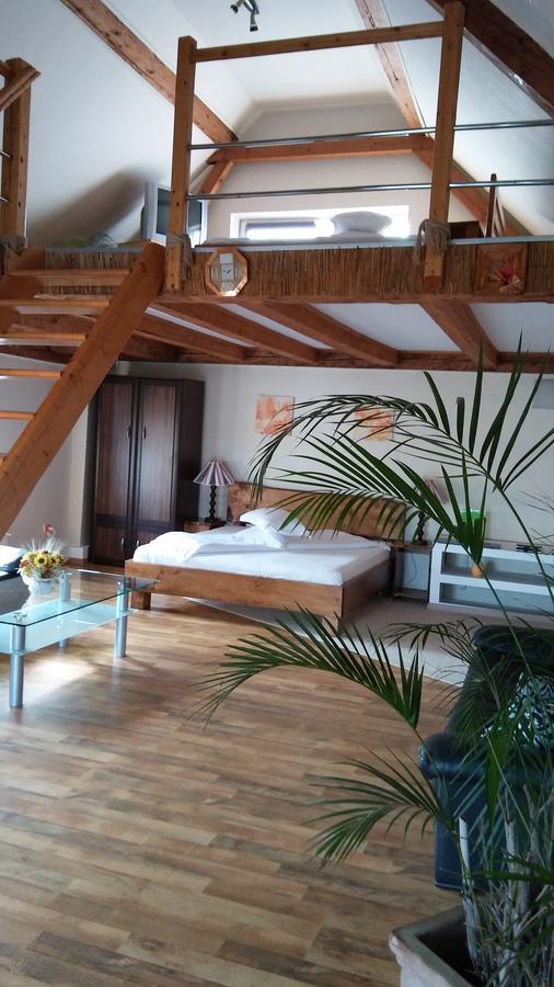 Neustadt Villa Cristian  Luaran gambar